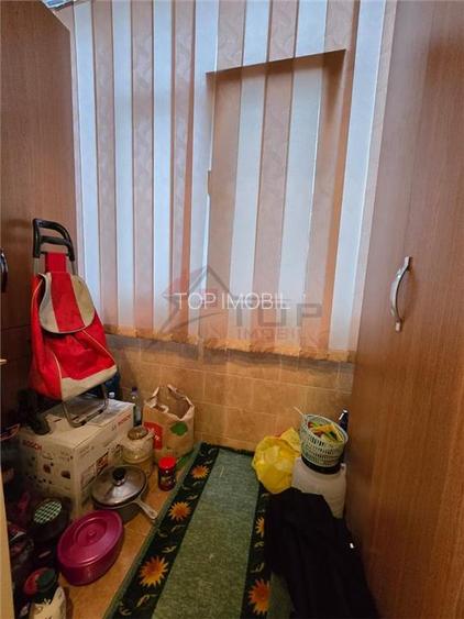 Etaj 1 - Mircea cel Batran - 2 camere model cu geam la baie - 10