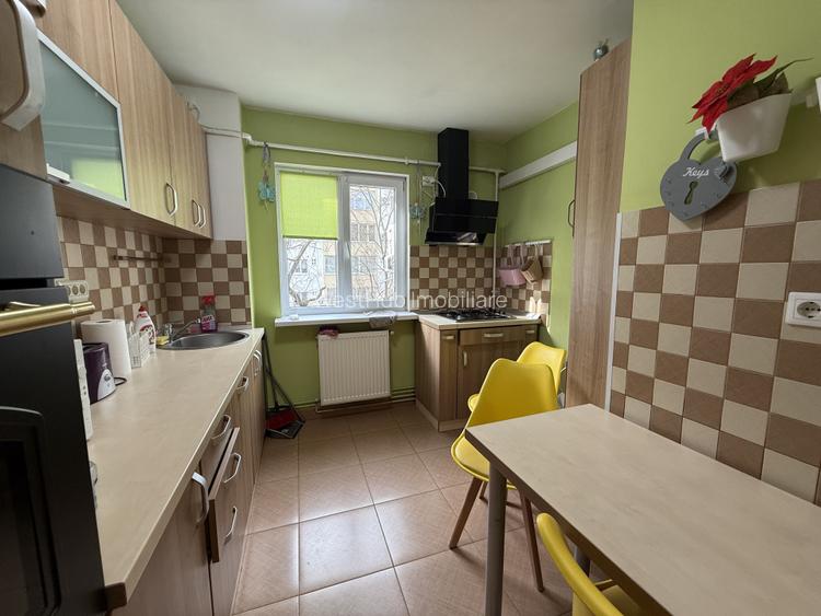 Apartament 3 camere, 64 mp utili + balcon si boxa, etaj 2 - Gheorghe Lazar - 6