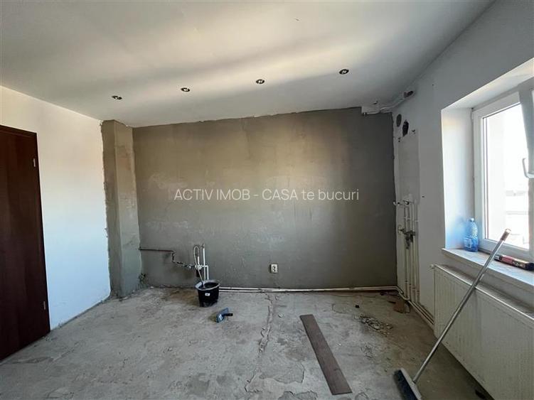 Lugoj, Apartament 3 Cam., 84 Mp., Semidecomandat, et.6, Central Blocul Postei - 16