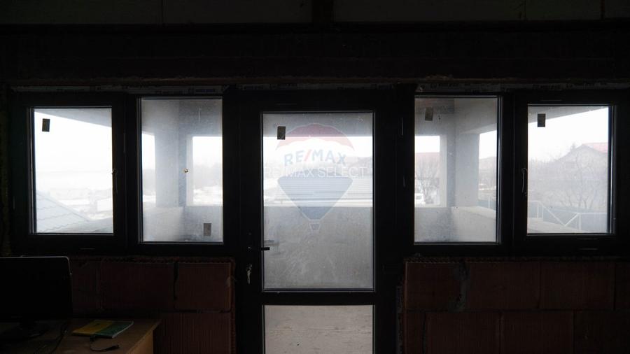 Vilă cu piscină –ideală pentru familie sau pensiune, Bacu-acces A1/A0 - 34