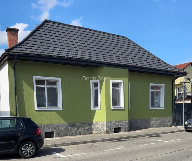 Casa de vanzare in Centrul Civic, langa Piata de Miercuri, strada Olteniei.  - 9