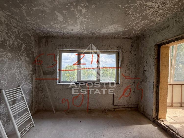 Apartament cu 3 camere, 2 bai, 2 balcoane, decomandat, zona Freidorf - 6