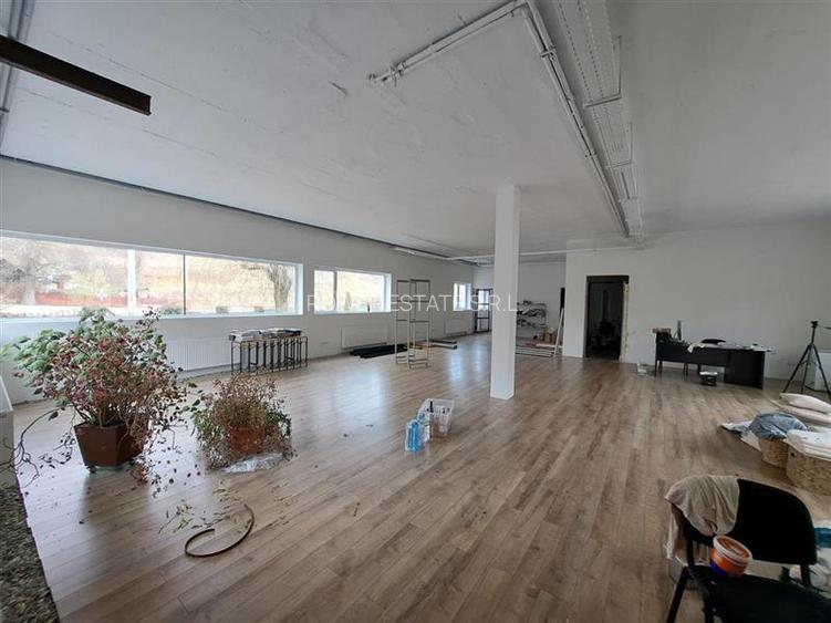 Spatiu comercial, D+P, 420 mp utili, sens Cluj-Turda! - 2