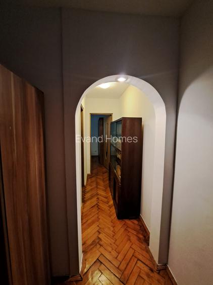 Apartament 3 camere-parter inalt-ideal pentru locuit sau investitie-zona Dacia - 18