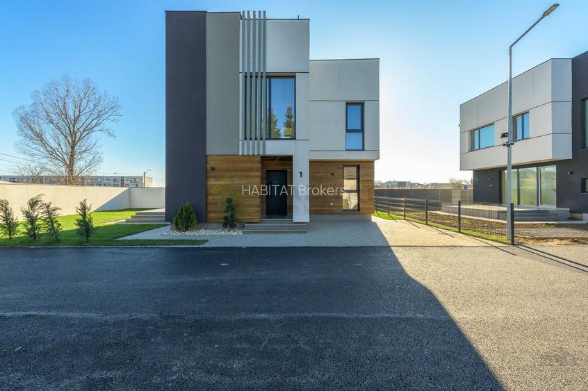 Vila Individuale de Lux în Tunari - 21