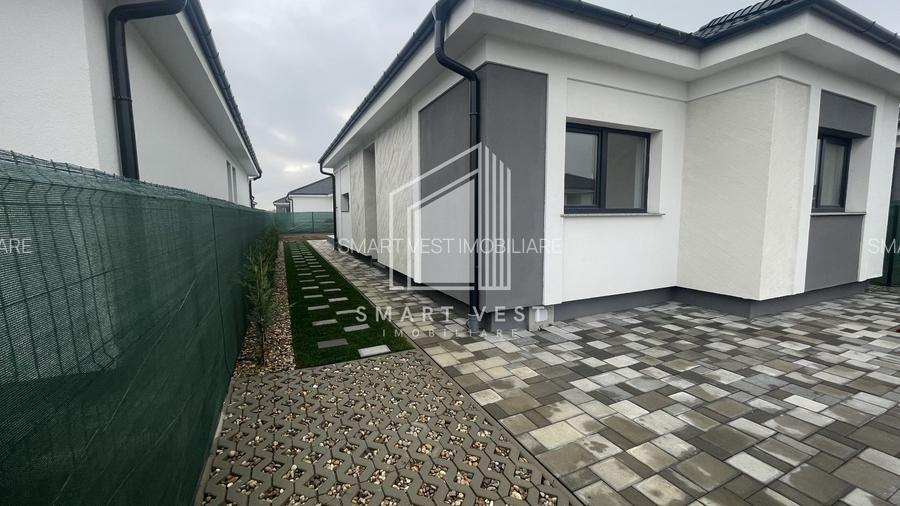Casa noua de vanzare - intrare Odoreu - 4