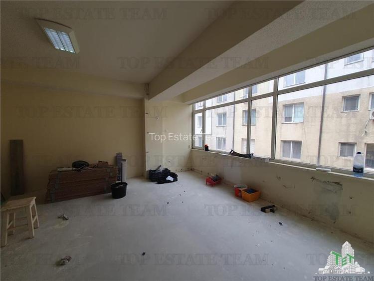 Spatiu Comercial Ultracentral 37 birouri in curs de apartamentare Constanta - 10
