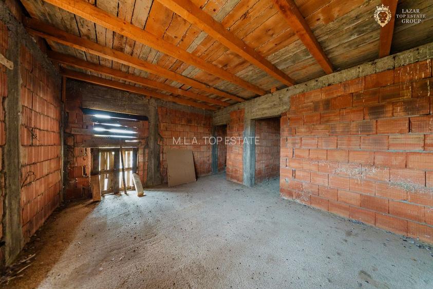 Casă la roșu de vânzare  in Vinga - 18