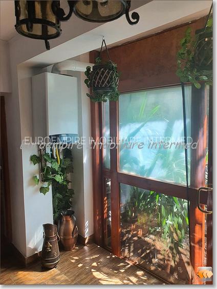 Pensiune 14 camere de vanzare zona Eforie Nord - 15