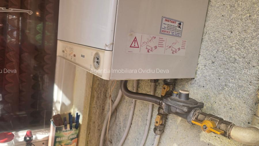 Vand apartament 3 camere decomandat in Deva, Narciselor, (Piata Centrala), et 2 - 8