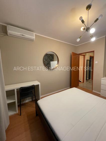 Piata Romana, ASE, Metrou - 9