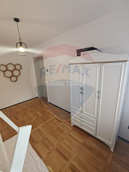 Apartament cu 3 camere de inchiriat Victor Babeș etaj 1 - 10
