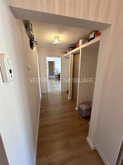 Apartament 3 camere Rogerius - 9