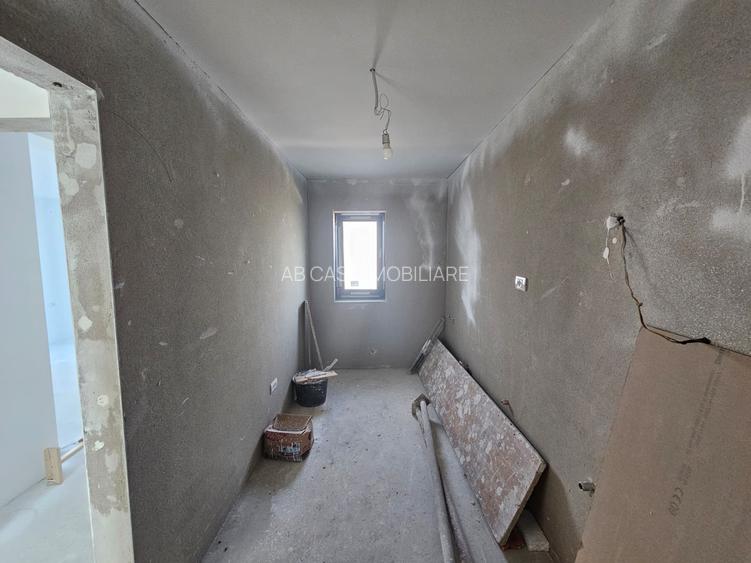 Duplex nou, P+E, 1 apartament la cheie, 1 la alb, Moșnița Veche, comision 0% - 43
