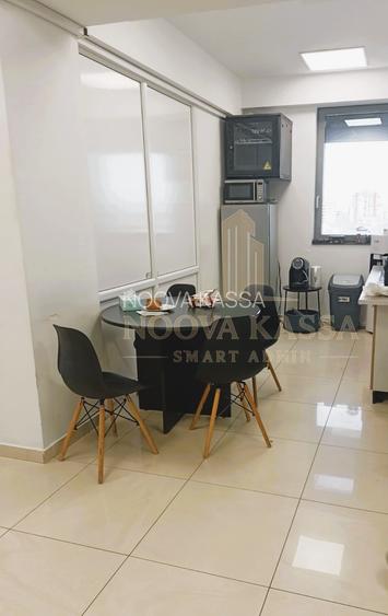 Bdul Mamaia - cladire reprezentativa + loc de parcare - 8