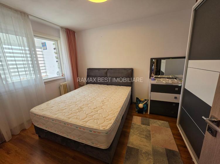 Titan, 10 minute metrou, pe Liviu Rebreanu, farmacia Tei - 16