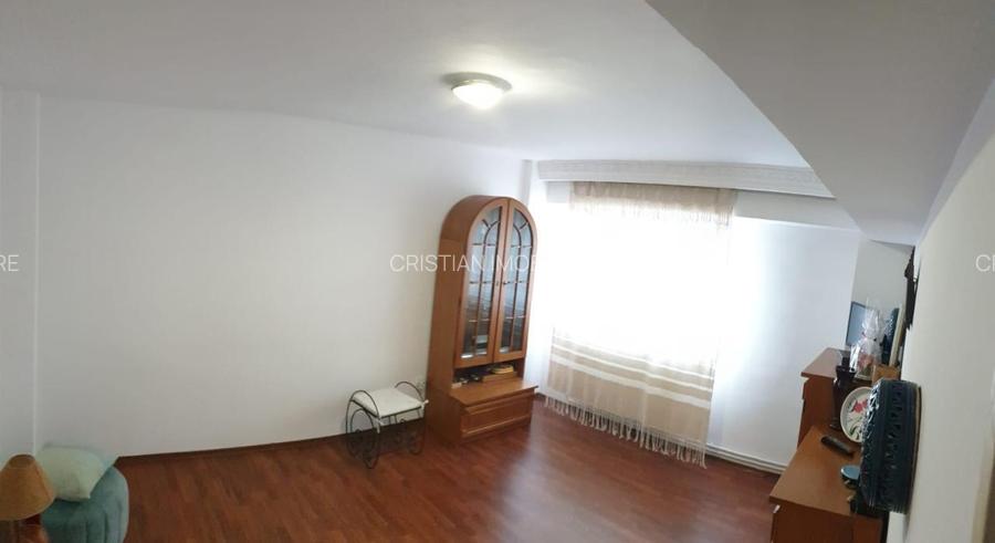 Foarte Spatios! 4 camere Confort 1 decomandat, 91 mp, Calarasi - Bariera - 18