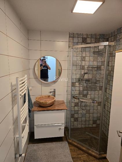 Apartament 3 camere, 70 mp utili si 30 mp pod amenajat,central Schei - 2