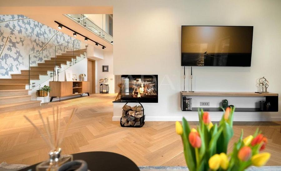 Casă elegantă cu șemineu – Florești, Terra - 2