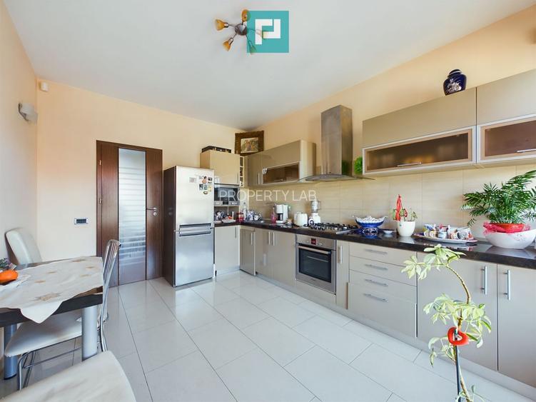 Vilă spațioasă cu 8 camere, Grădiște - 16