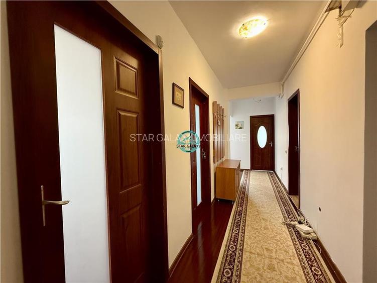 Apartament cu 3 camere si 2 bai, modern, in 7 Noiembrie - 10