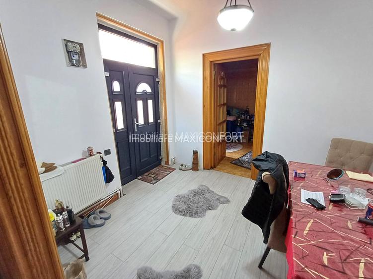 Vânzare casă, zona centrala-Imobiliare MAXICONFORT - 2