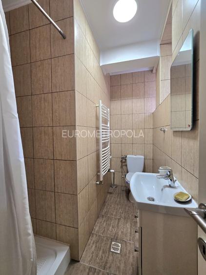 Duplex in vila Aviatorilor-Televiziune