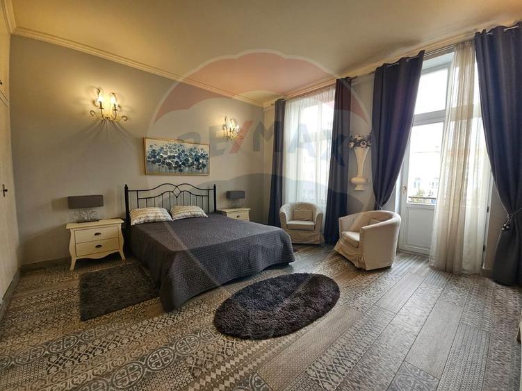 Inchiriez apartament superb cu 4 camere, 120mp, în zona Ultracentrala