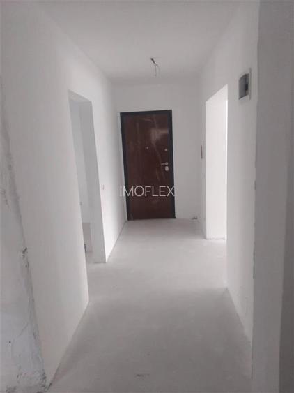 Apartament de vanzare - La Stejari - 15