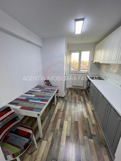 Inchiriem apartament cu 3 camere in centrul orasului, pret 500 euro - 17