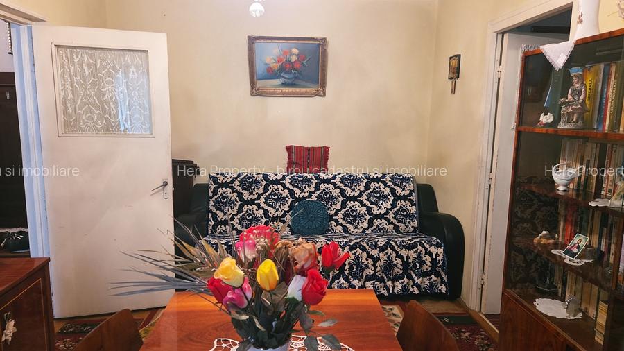 Apartament pe Traian Vuia la Etajul 2 - 12