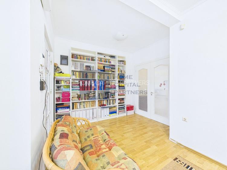 Casa de vanzare  |  Gulia - 10