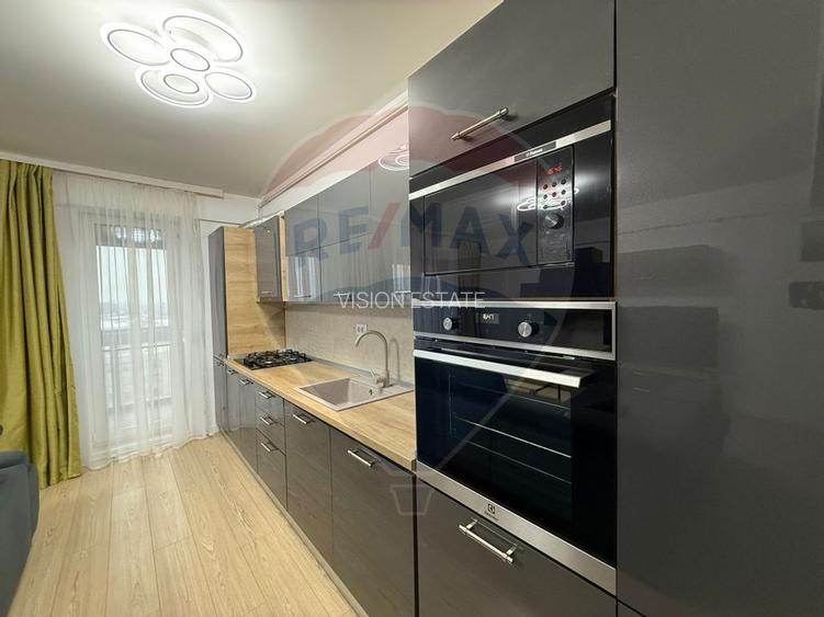 Apartament cu 2 camere de închiriat în zona Rovine - 11