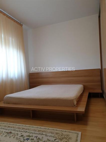 Ansamblu Azur,P+1,an 2004,teren 375mp,3 dormitoare,living 40mp,2 bai,su150,garaj - 11