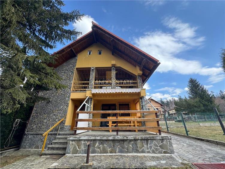 Refugiu de vis in Busteni – casa cocheta cu teren generos si priveliste spectacu - 2