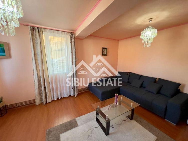 Casa duplex 100 mp utili, la intrare Sura Mare teren 1500 mp teren - 8