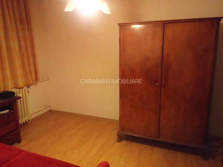 Obor, Colentina Teiul Doamnei, langa Sectia 7 Politie,8 minute Obor - 6