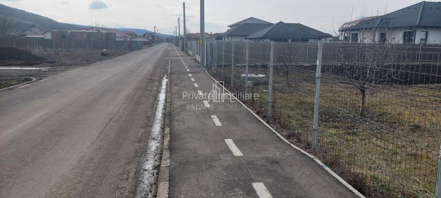 Teren 1 250 Mp De Vanzare, Sângeorgiu de Mureș Strada Matei Corvin! - 3
