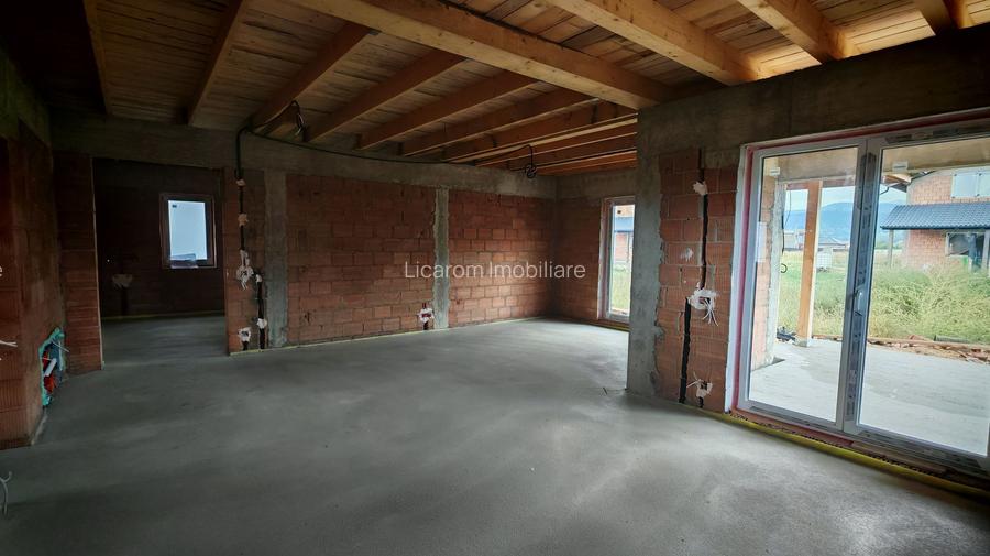 Casa la cheie in CRISTIAN pe Parter, zona de vile,270.000 euro - 10