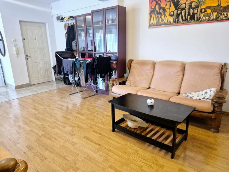 Apartament 2 camere Semicentral, Str. Bucuresti, zona Farmec - 10