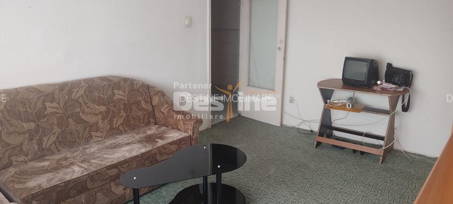 APARTAMENT CU 3 CAMERE IN ZONA MATERNA SITUAT LA ETAJUL 3 BLOC TURN - 3