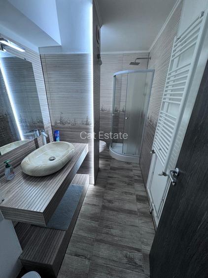 Apartament cu 4 camere in complexul studentesc - 6