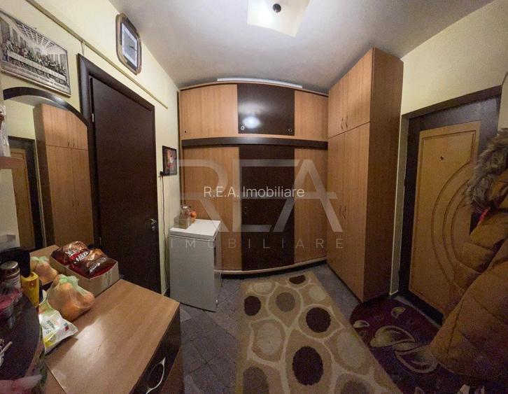 2 camere renovat + mobilat 6 minute de metrou TIMPURI NOI - 2