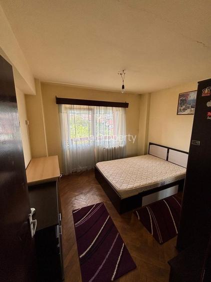 Apartament 3 camere  decomandat , zona  Cetate - 6