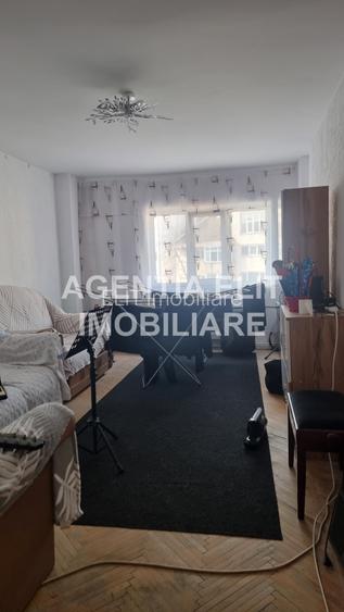 Apartament 4 camere, zona Piata Mare - 4