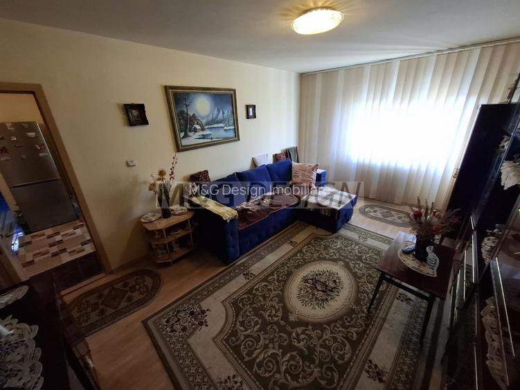 Aradului, 2 camere decomandate, et 3, centrala proprie - 11