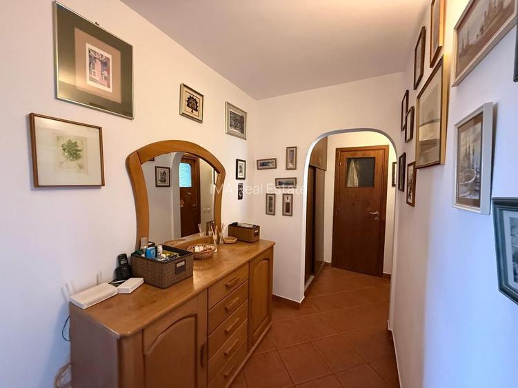 De vanzre 4 camere Baba Novac Titan Parc IOR - 19