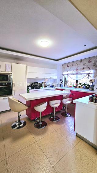 Proprietate speciala | Vila 10 camere |  Straulesti | Teren 1900 mp - 5