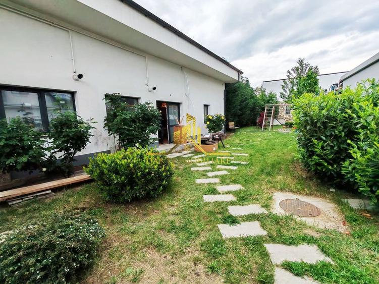 Casa, 3 camere, TOTUL NOU ultrafinisata parcare, Central, Pet Friendly