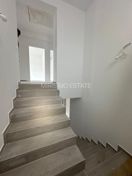 Casa individuala P+1+Pod,  5 camere  Teren 344 mp - 5